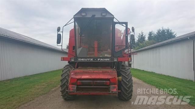 Deutz-Fahr M2680 Skurtreskere
