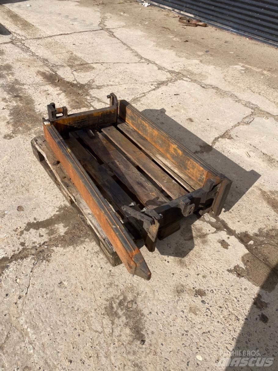 Elm 2500kg Gafler