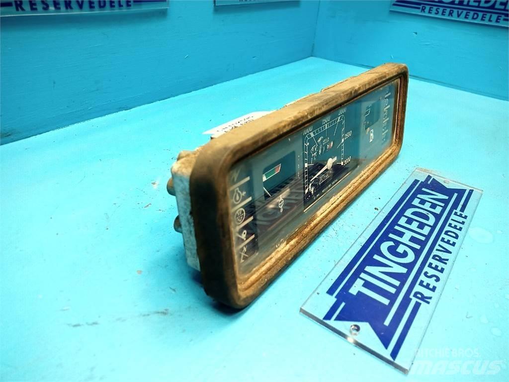 Fiat 680 Lys - Elektronikk