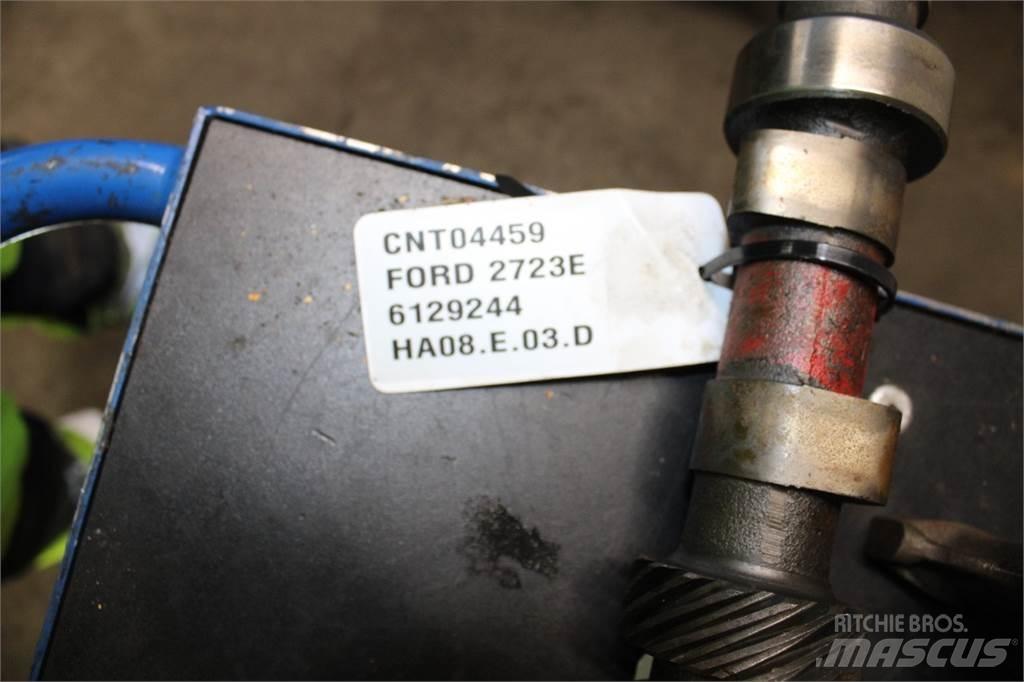 Ford 2723E Motorer