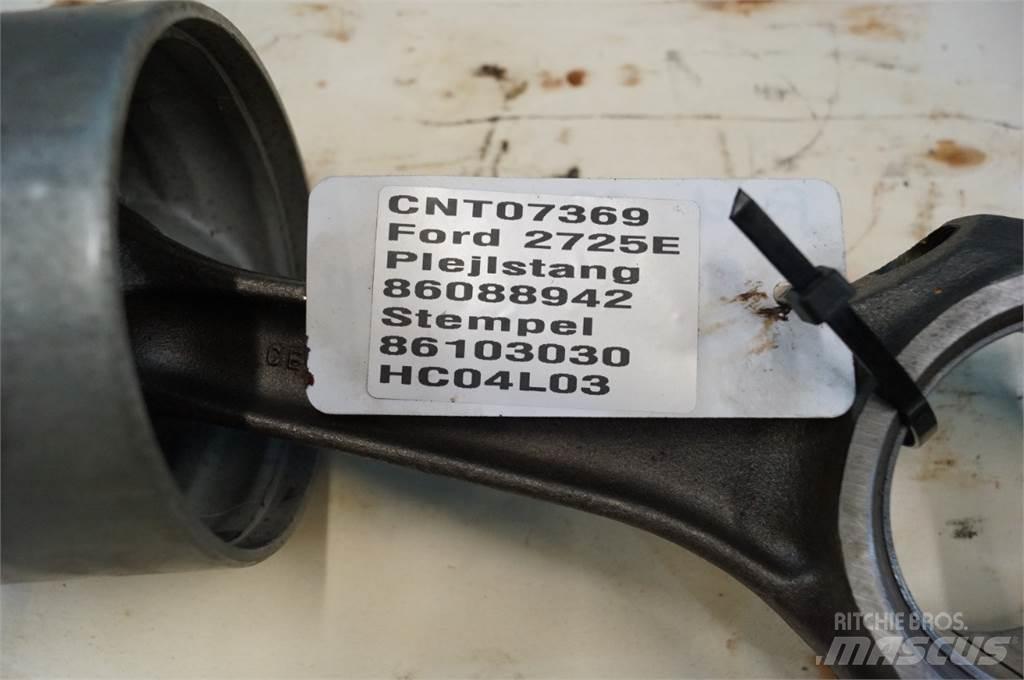 Ford 2725E Motorer