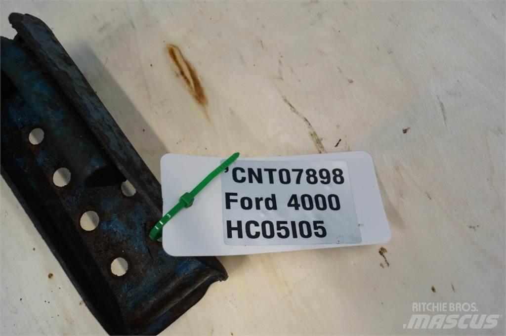 Ford 4000 Førerhus og Interiør