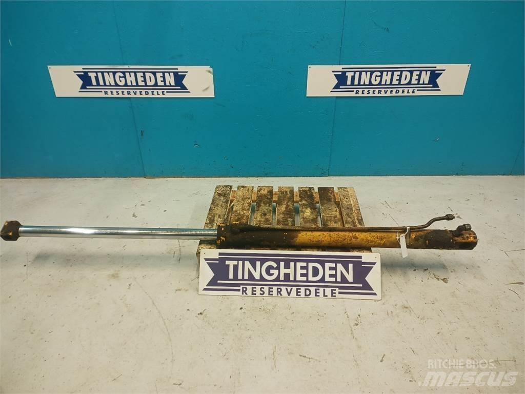 Ford 550 Bommer og stikker