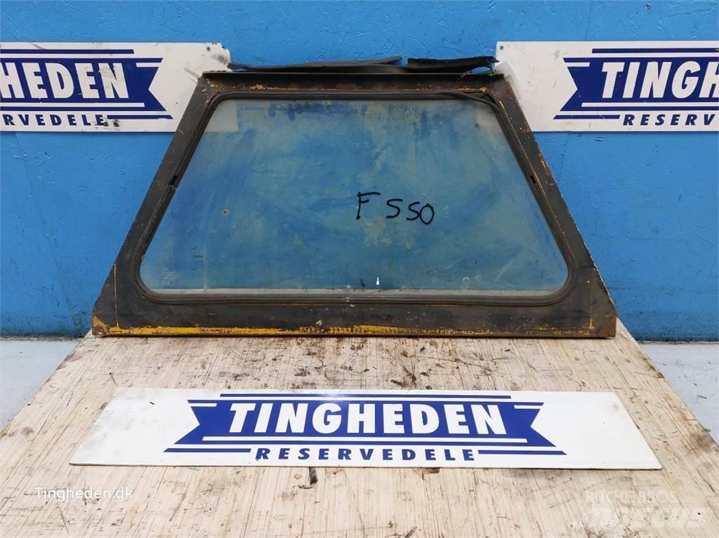 Ford 550 Førerhus og Interiør