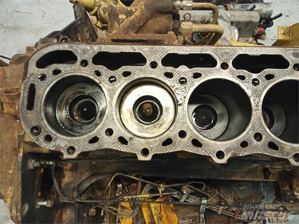 Ford 675TA Motorer