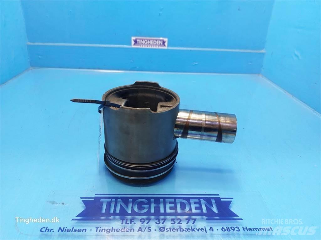Ford 678 HT Motorer