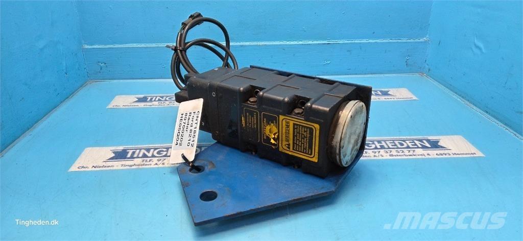 Ford 8210 Lys - Elektronikk