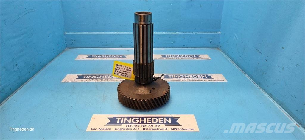 Ford 8260 Girkasse
