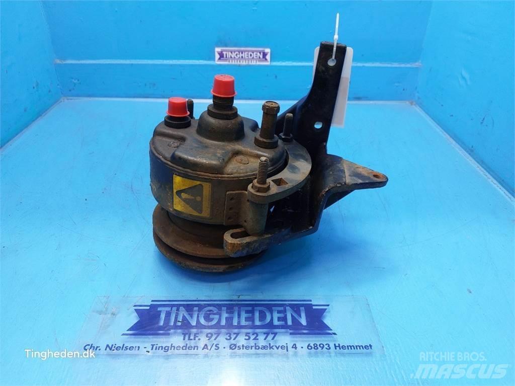 Ford TW15 Radiatorer