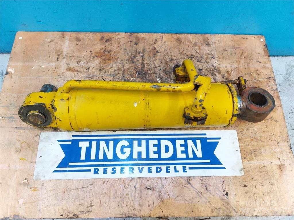  Hannonag 44C Bommer og stikker