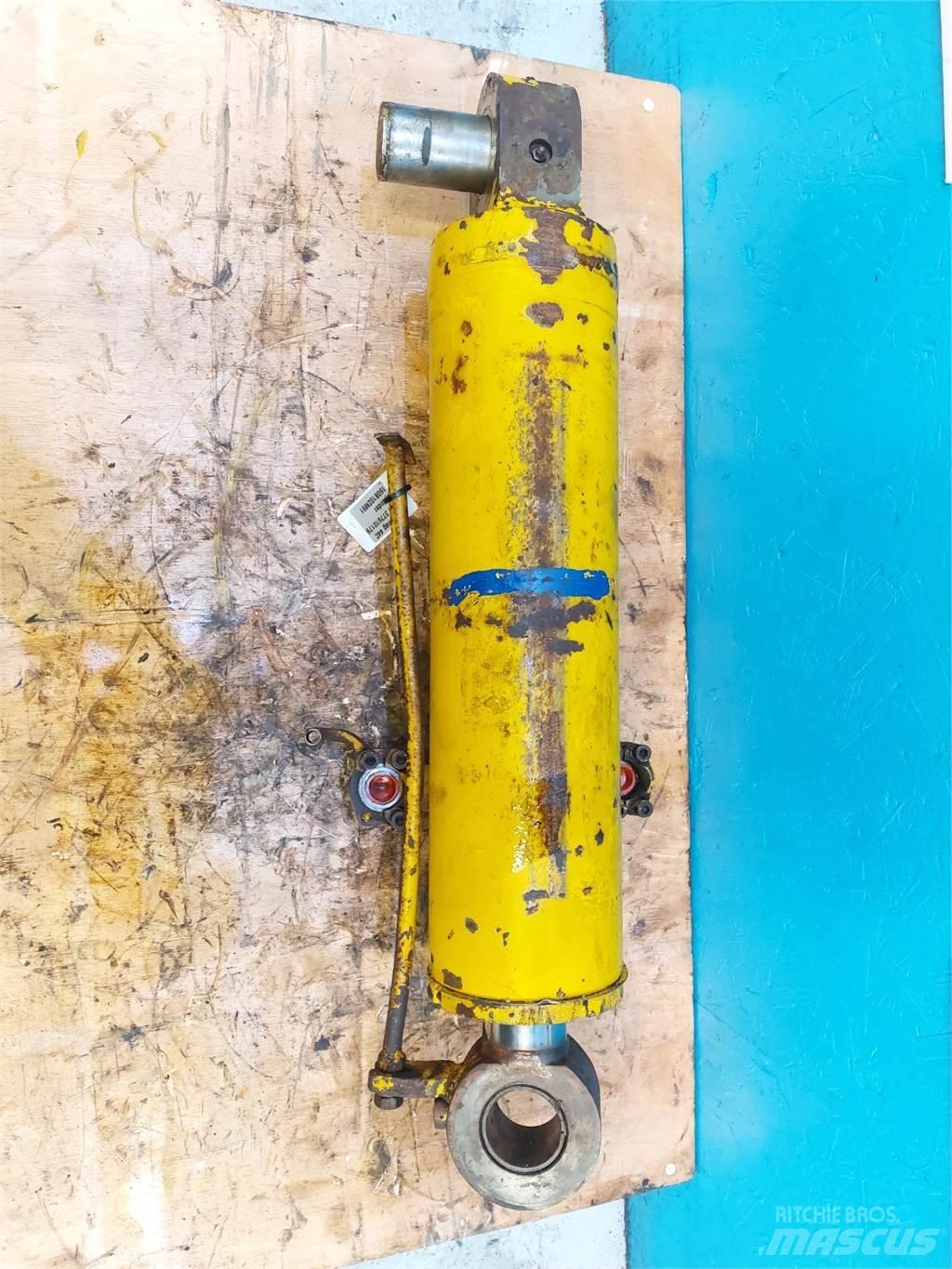  Hannonag 44C Bommer og stikker