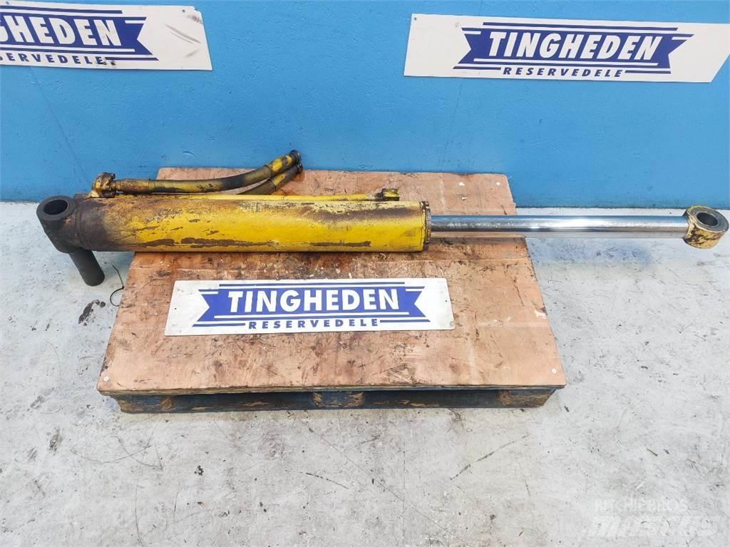  Hannonag 44C Bommer og stikker