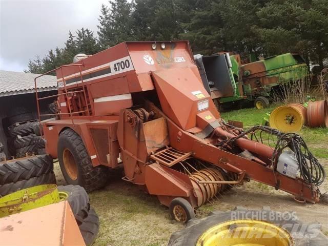 Hesston 4700 Firkantpresser