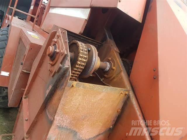 Hesston 4700 Firkantpresser