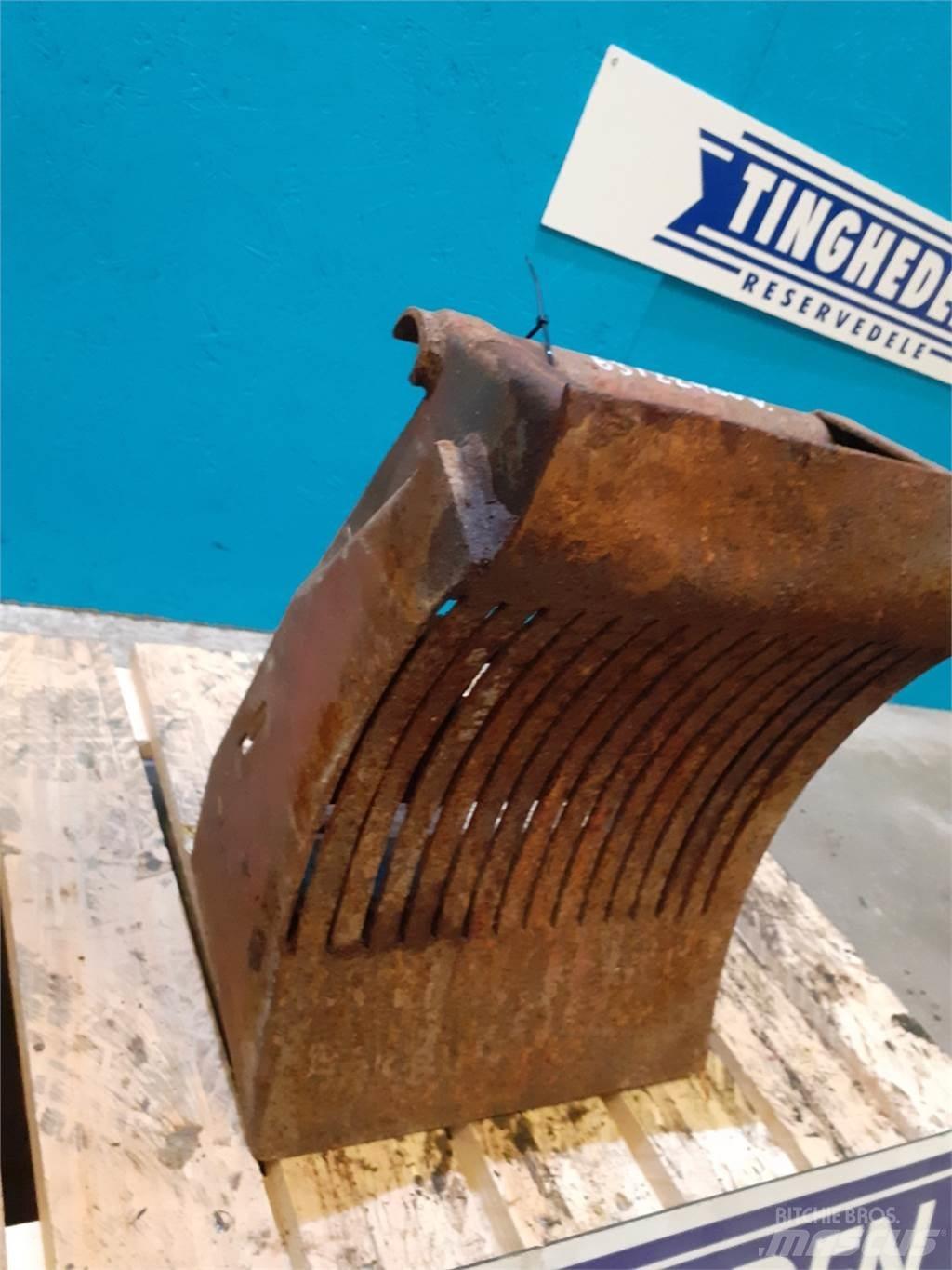 Hesston 4700 Skurtresker tilbehør