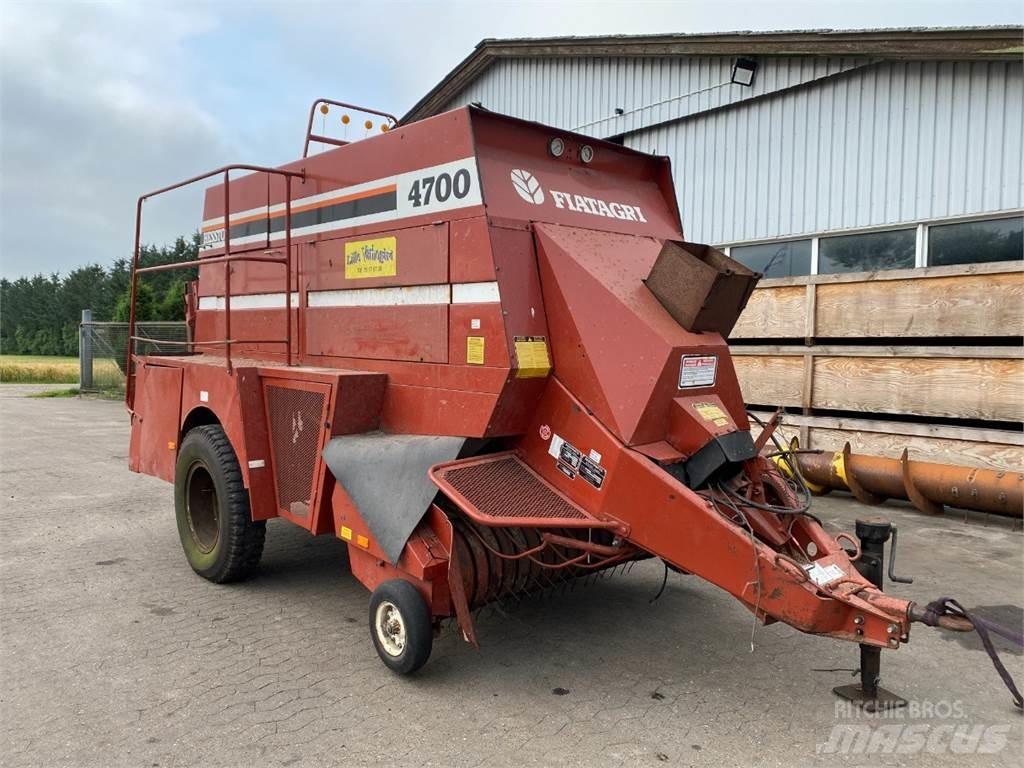 Hesston 4700 Firkantpresser