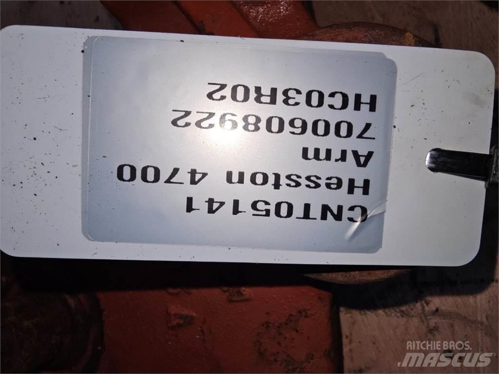 Hesston 4700 Balleklemme