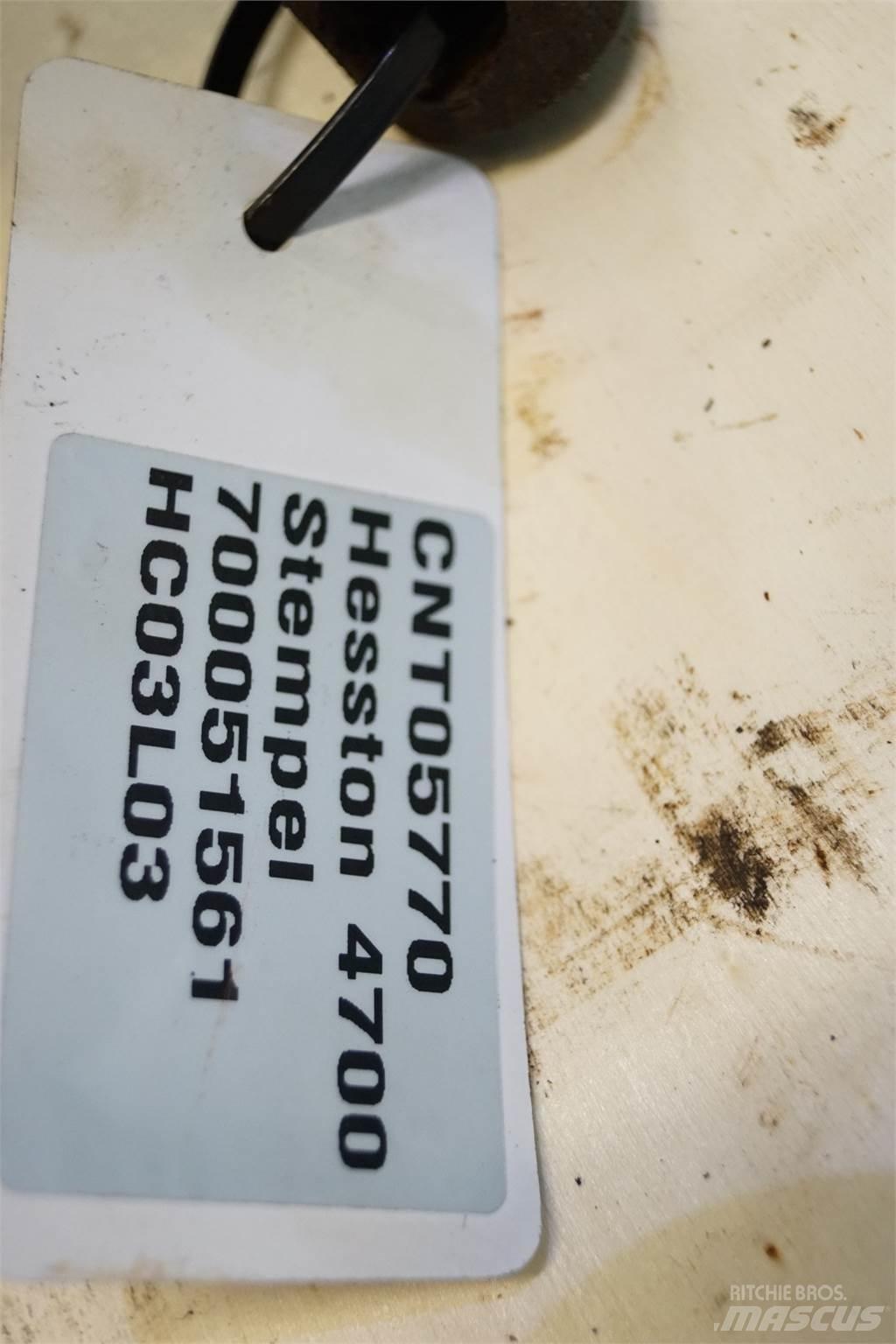 Hesston 4700 Hydraulikk