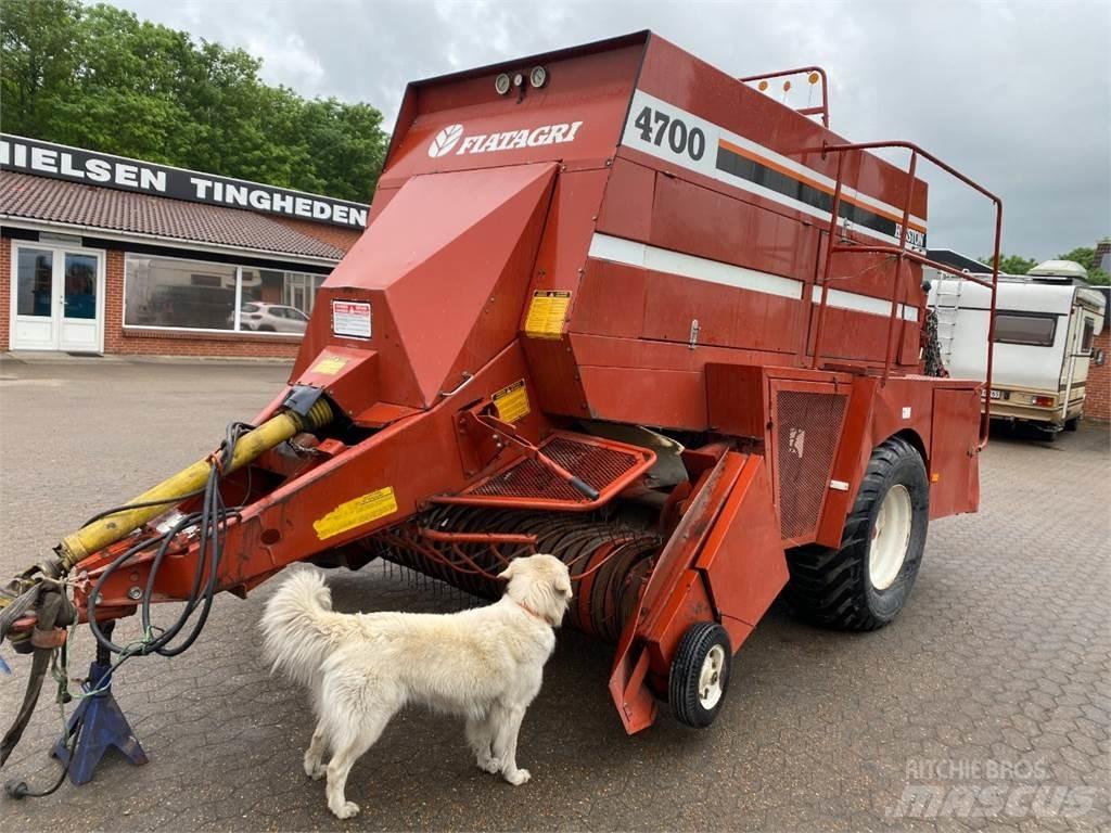 Hesston 4700 Firkantpresser