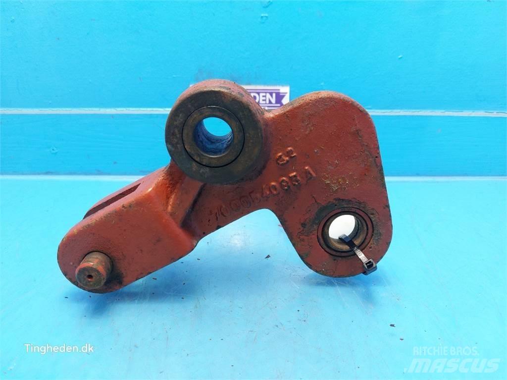 Hesston 4700 Balleklemme