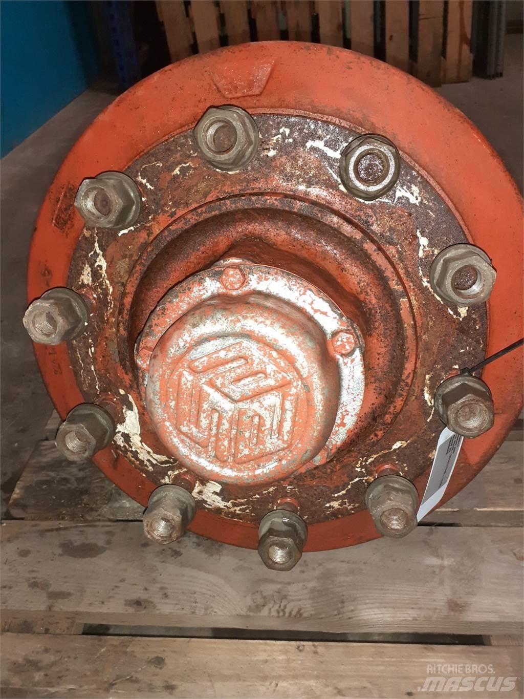 Hesston 4900 Aksler