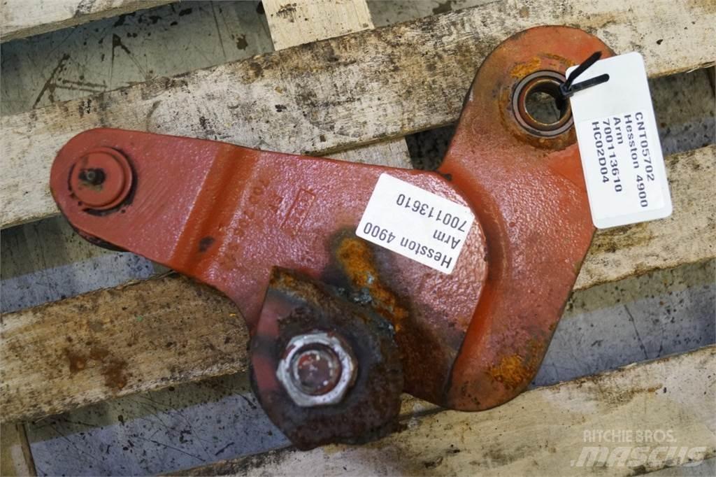 Hesston 4900 Balleklemme