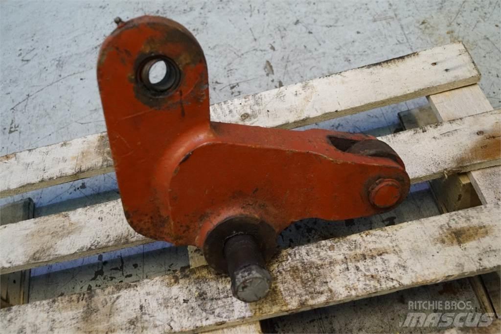 Hesston 4900 Balleklemme