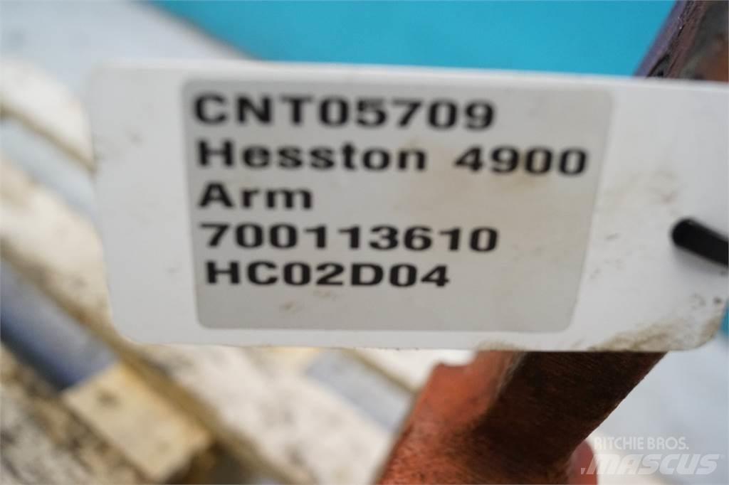 Hesston 4900 Balleklemme
