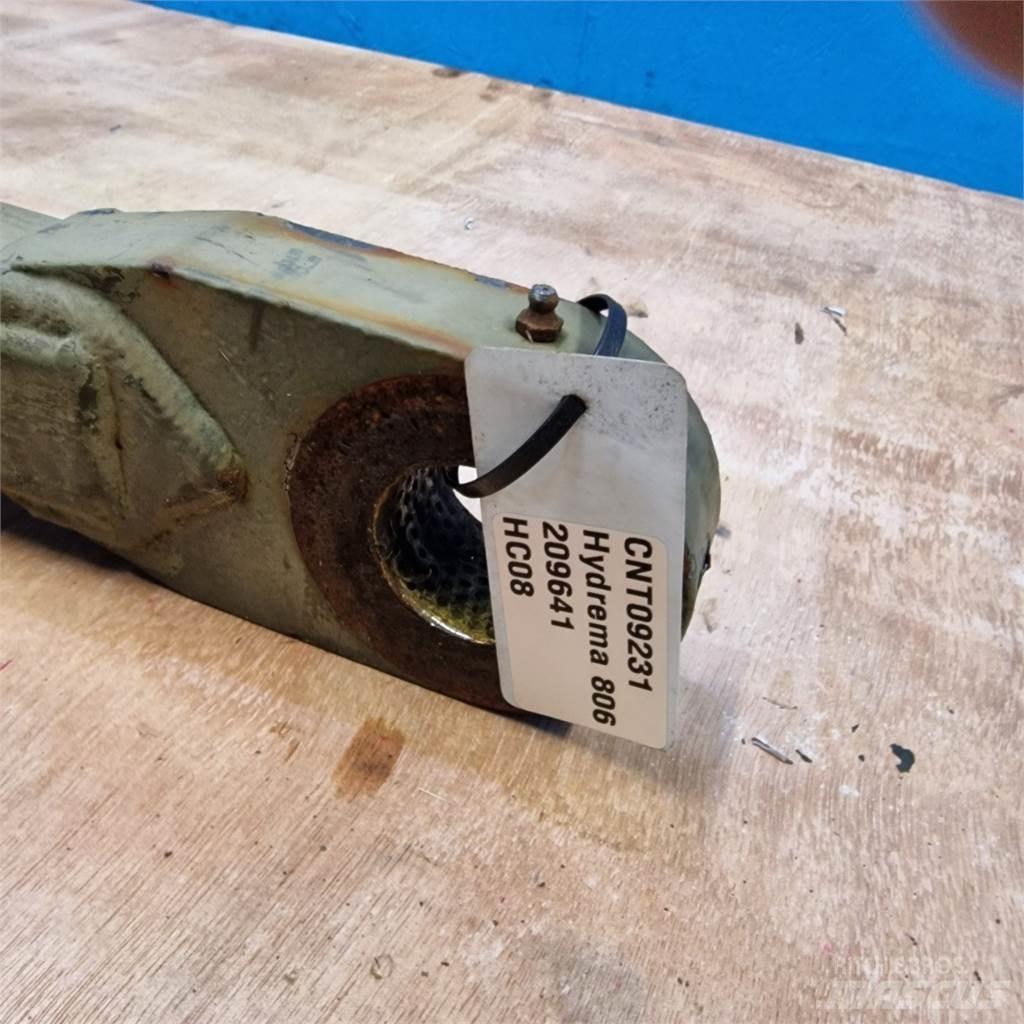 Hydrema 806 Bommer og stikker