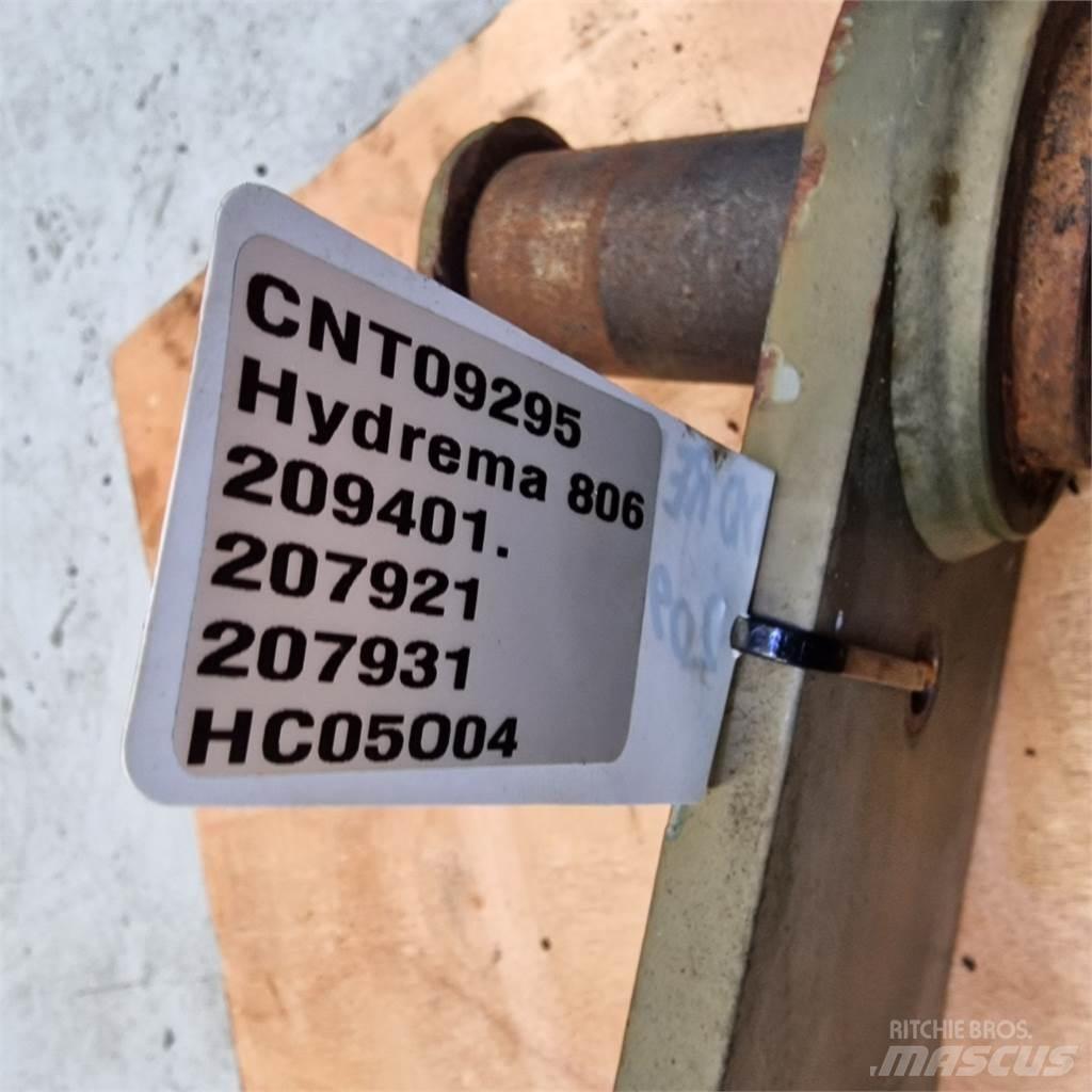 Hydrema 806 Bommer og stikker