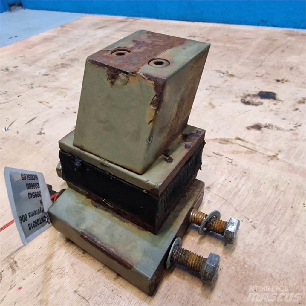 Hydrema 806 Bommer og stikker