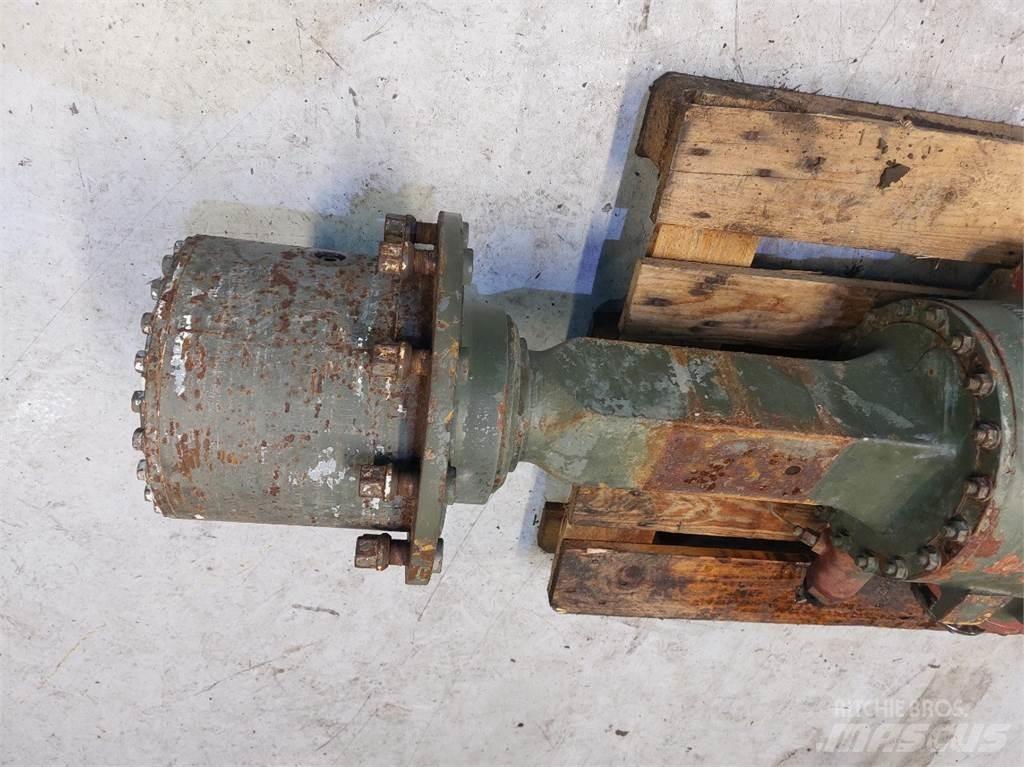 Hydrema 806 Aksler