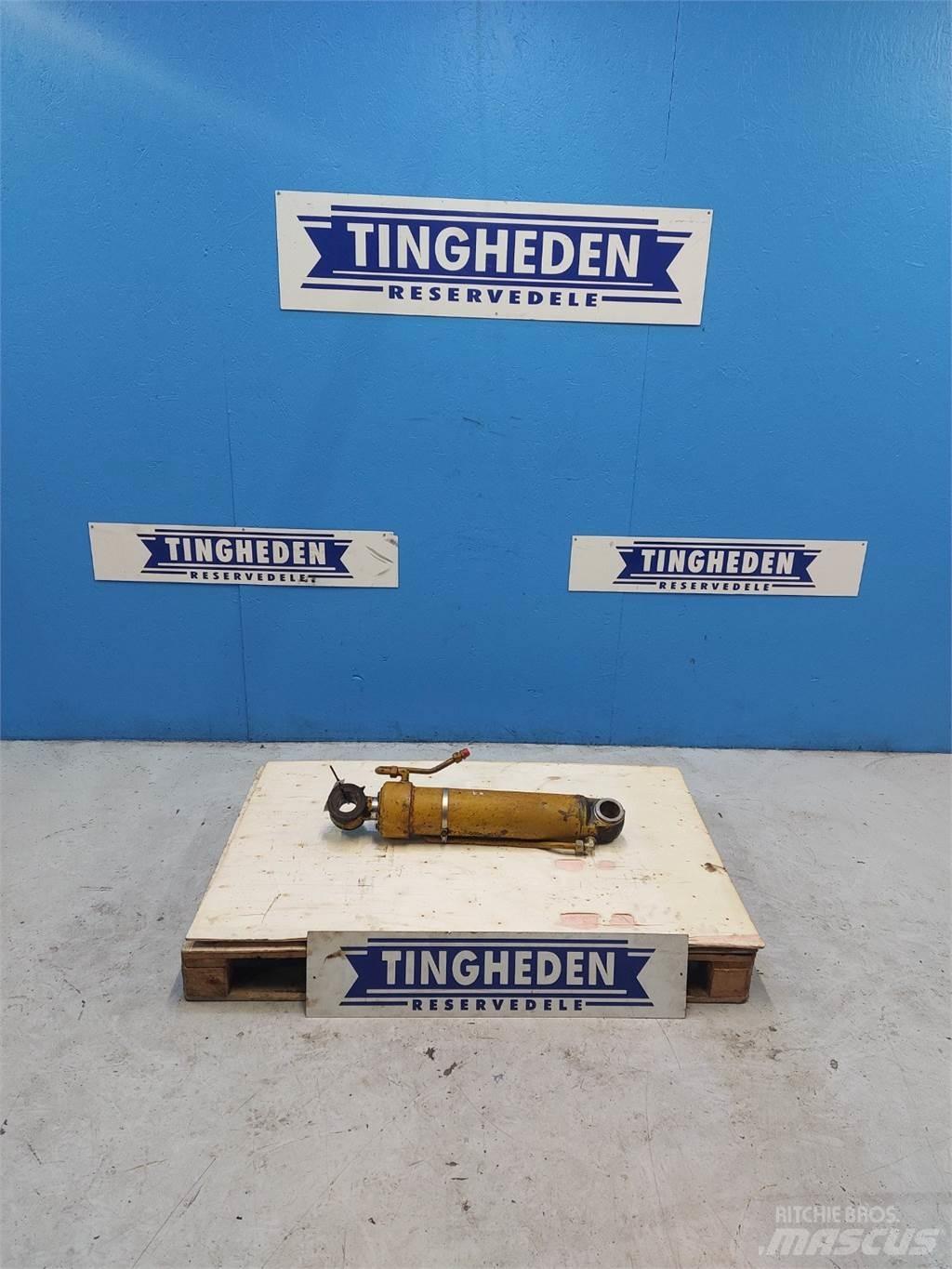 Hydrema 806 Bommer og stikker