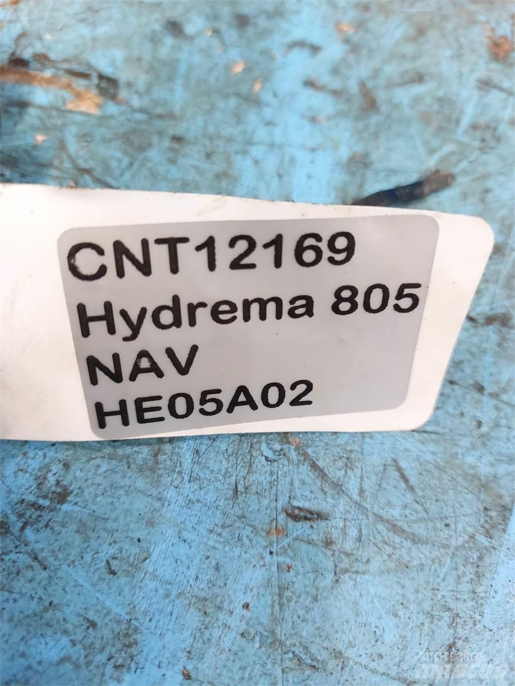 Hydrema 806 Bommer og stikker