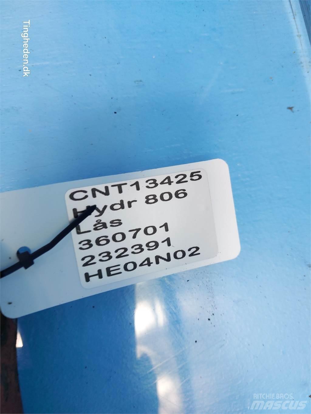 Hydrema 806 Traktorgravere