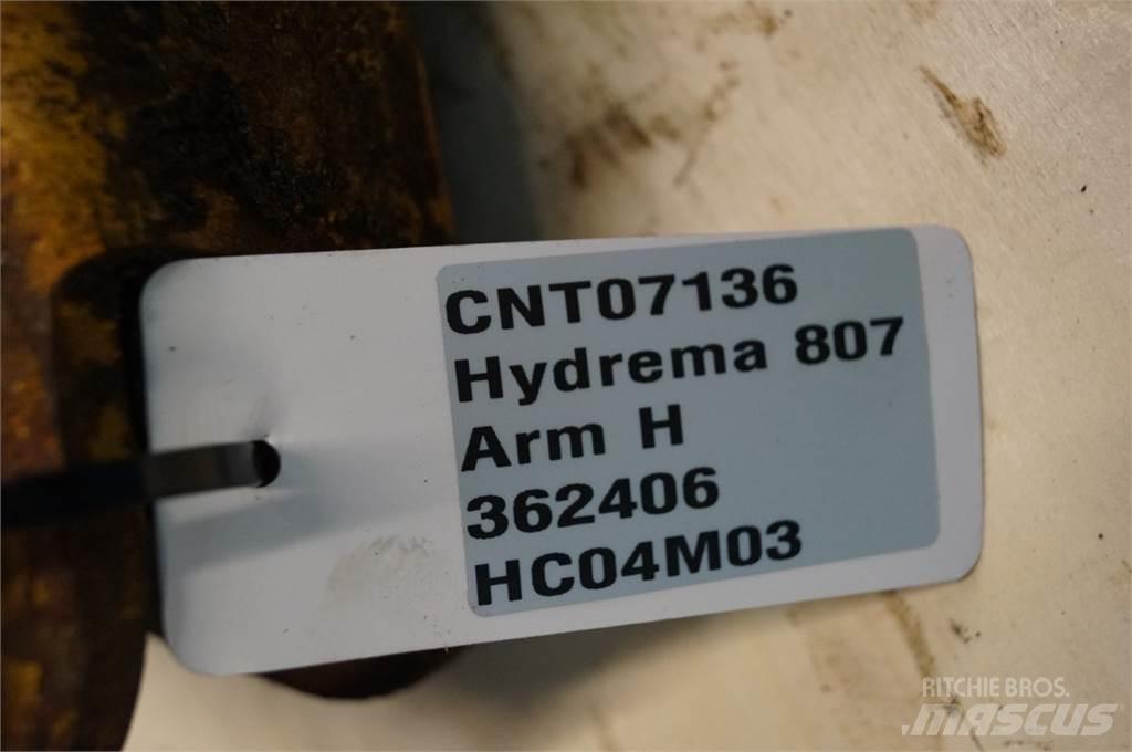 Hydrema 807 Bommer og stikker