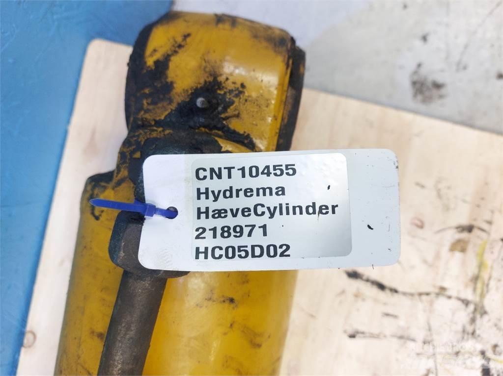 Hydrema 906 Bommer og stikker