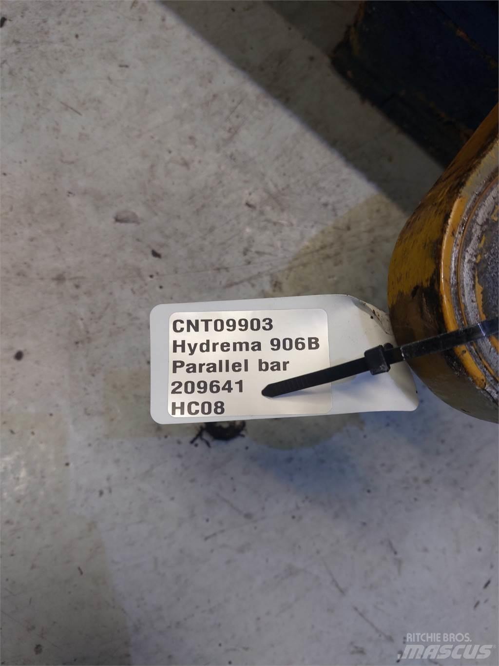 Hydrema 906B Bommer og stikker