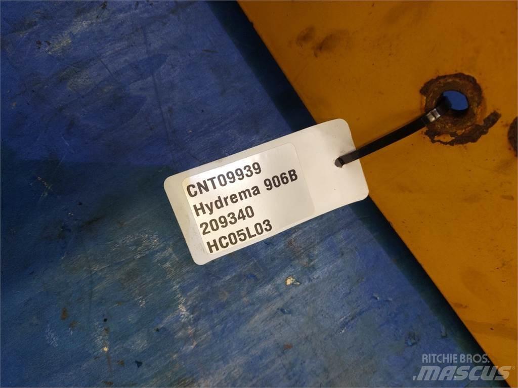 Hydrema 906B Bommer og stikker