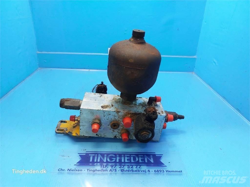 Hydrema 906B Hydraulikk