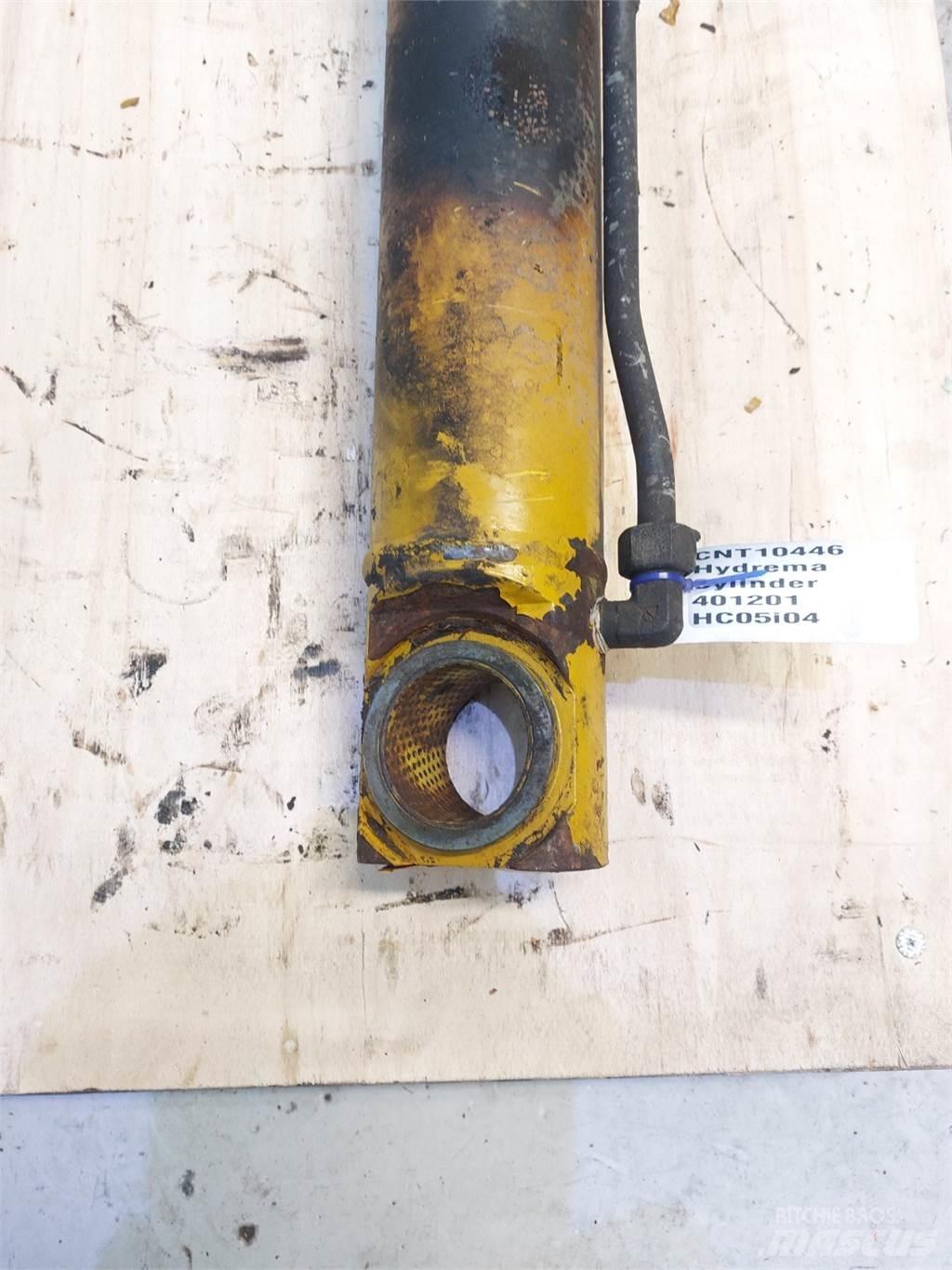 Hydrema 906C Bommer og stikker