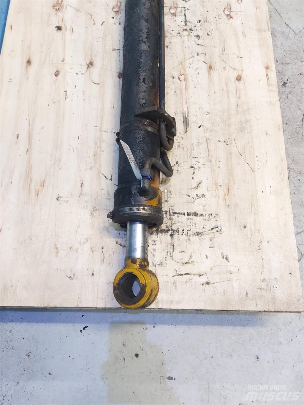 Hydrema 906C Bommer og stikker