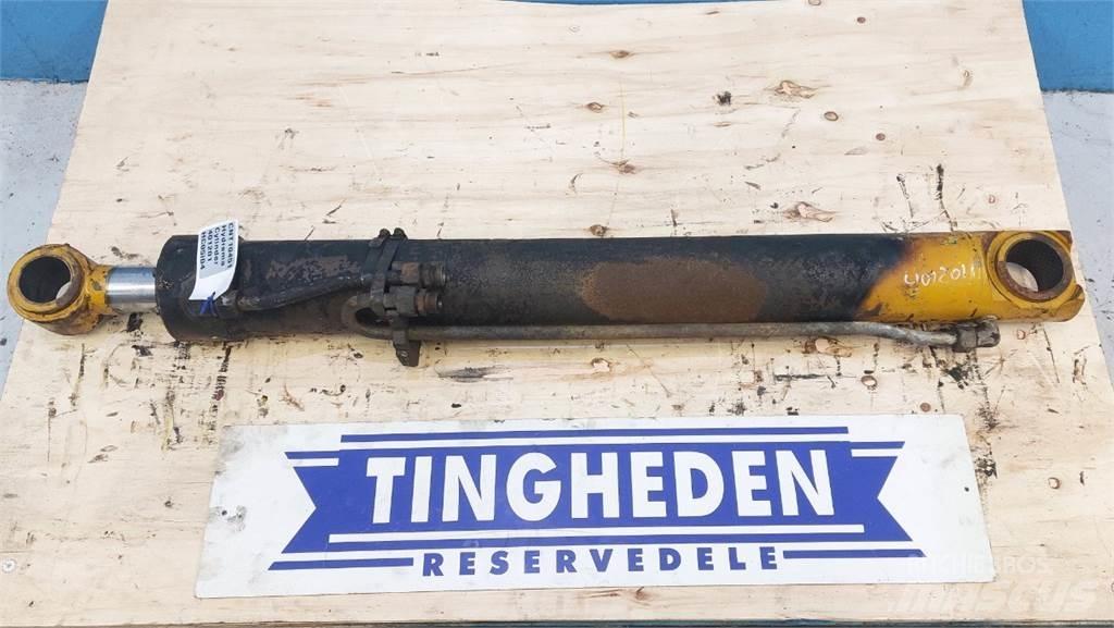 Hydrema 906C Bommer og stikker