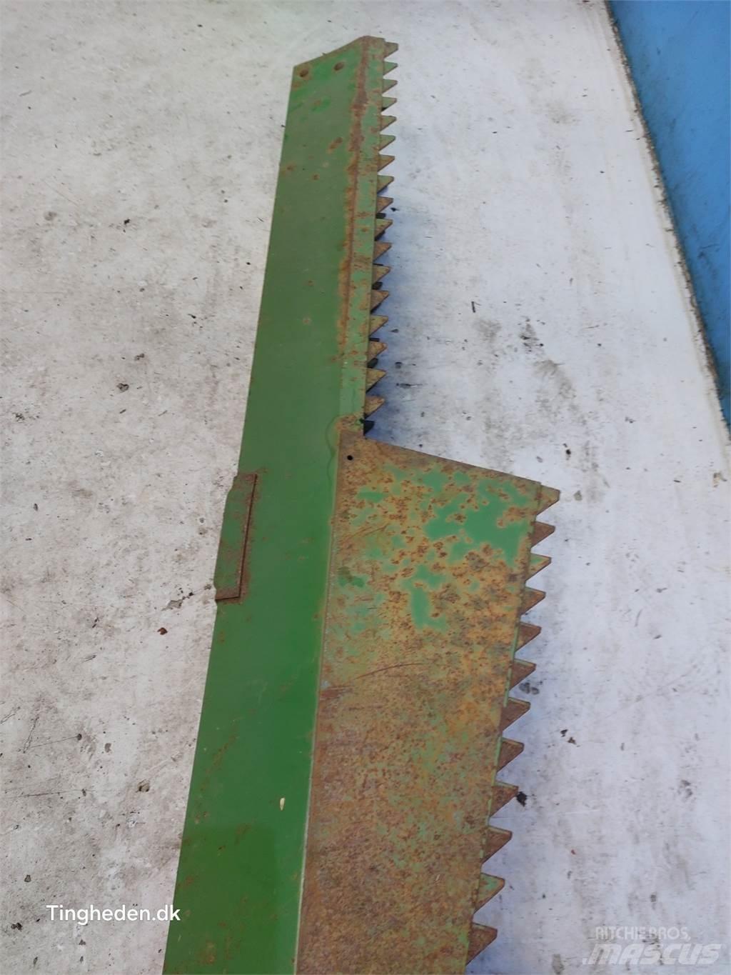 John Deere 1042 Skurtresker tilbehør