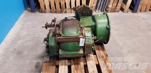 John Deere 1065 Girkasse