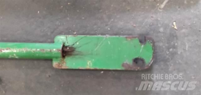 John Deere 1075 Skurtresker tilbehør