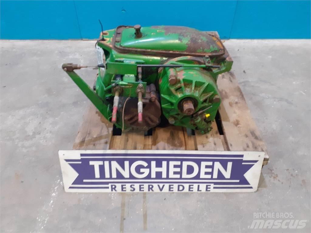 John Deere 1075 Girkasse