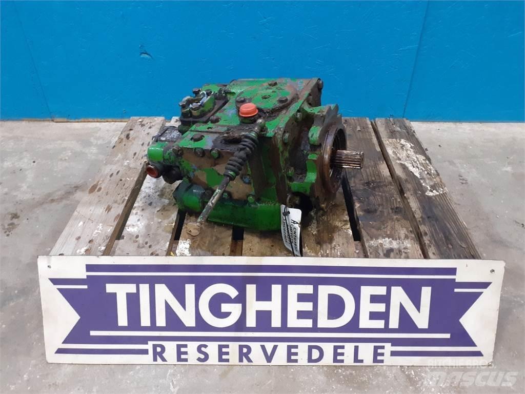 John Deere 1075 Hydraulikk