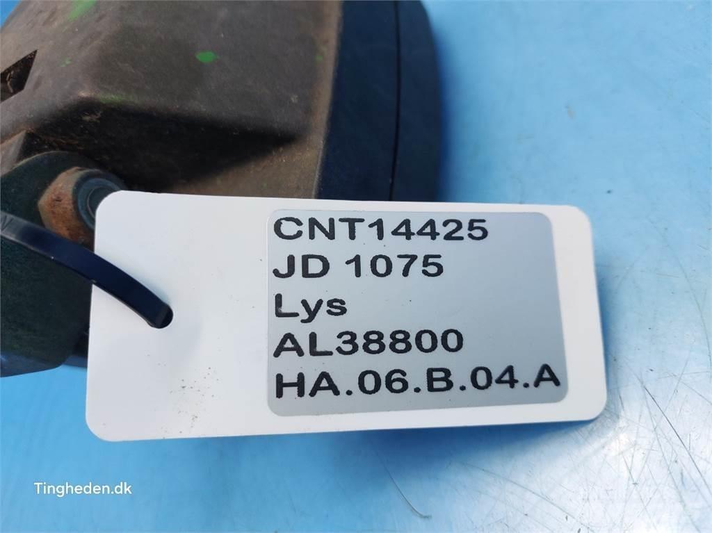 John Deere 1075 Lys - Elektronikk