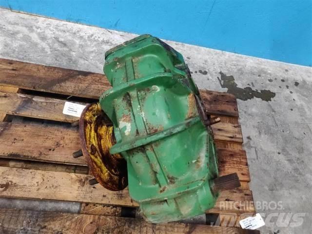 John Deere 1085 Skurtresker tilbehør
